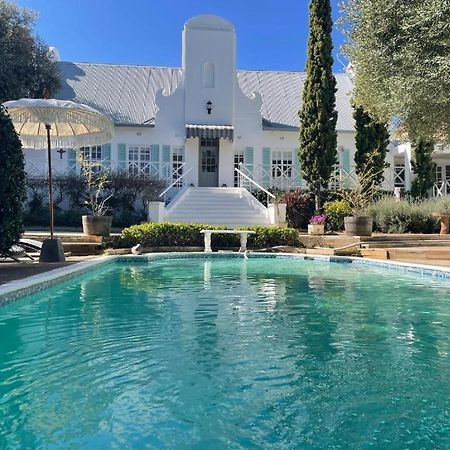 La Belle Guest House Bloemfontein Exterior foto