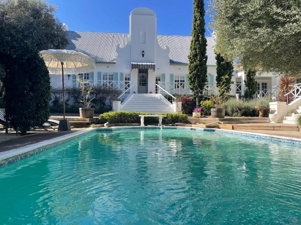 La Belle Guest House Bloemfontein Exterior foto