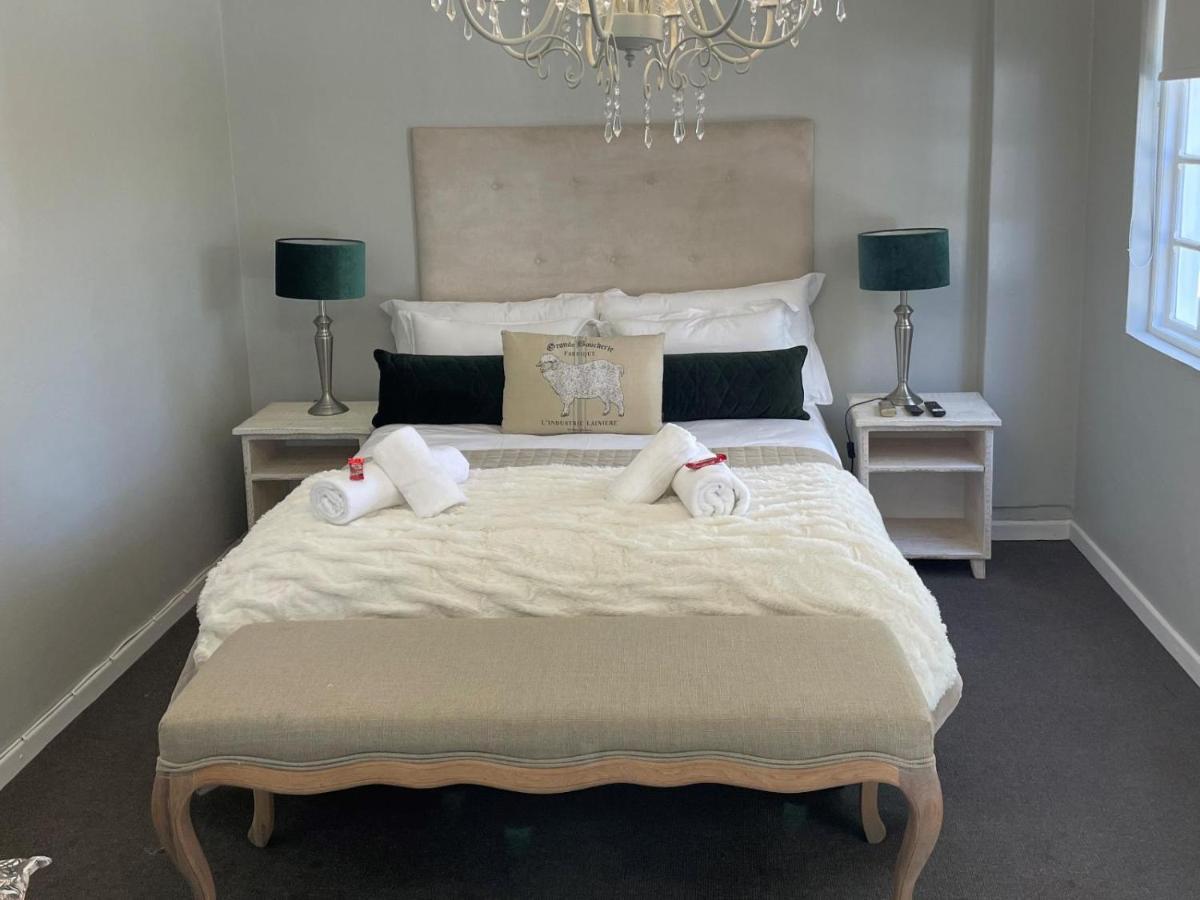 La Belle Guest House Bloemfontein Zimmer foto